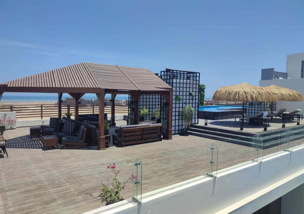 Sanctuary Sunlit Hurghada Haven With 4 Pools, Rooftop Sunsets & Gourmet Bites Steps Away Eksteriør bilde